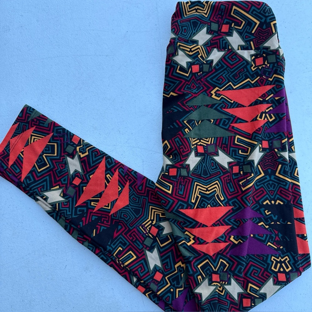 NWOT LuLaRoe OS One Size Women's Leggings with Geometric Pattern